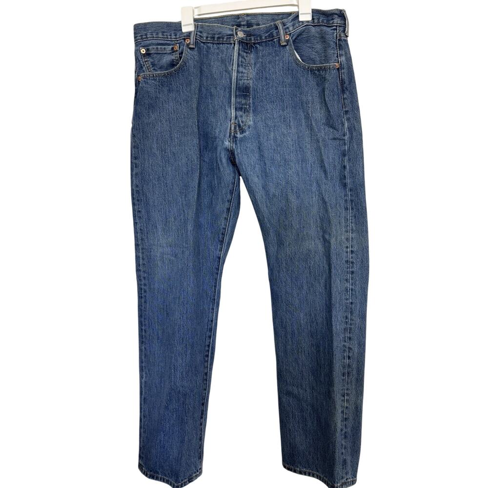 Levi’s Men’s 501 Original Fit Jeans Medium Stonewash Size 40x32 Button Fly